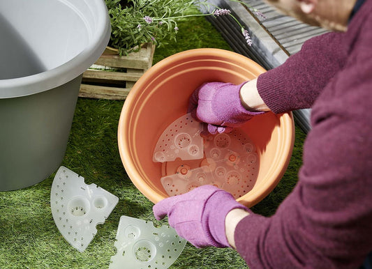 Clever Pots Plant Pot Reservoir Reduces Water Waste 40Cm